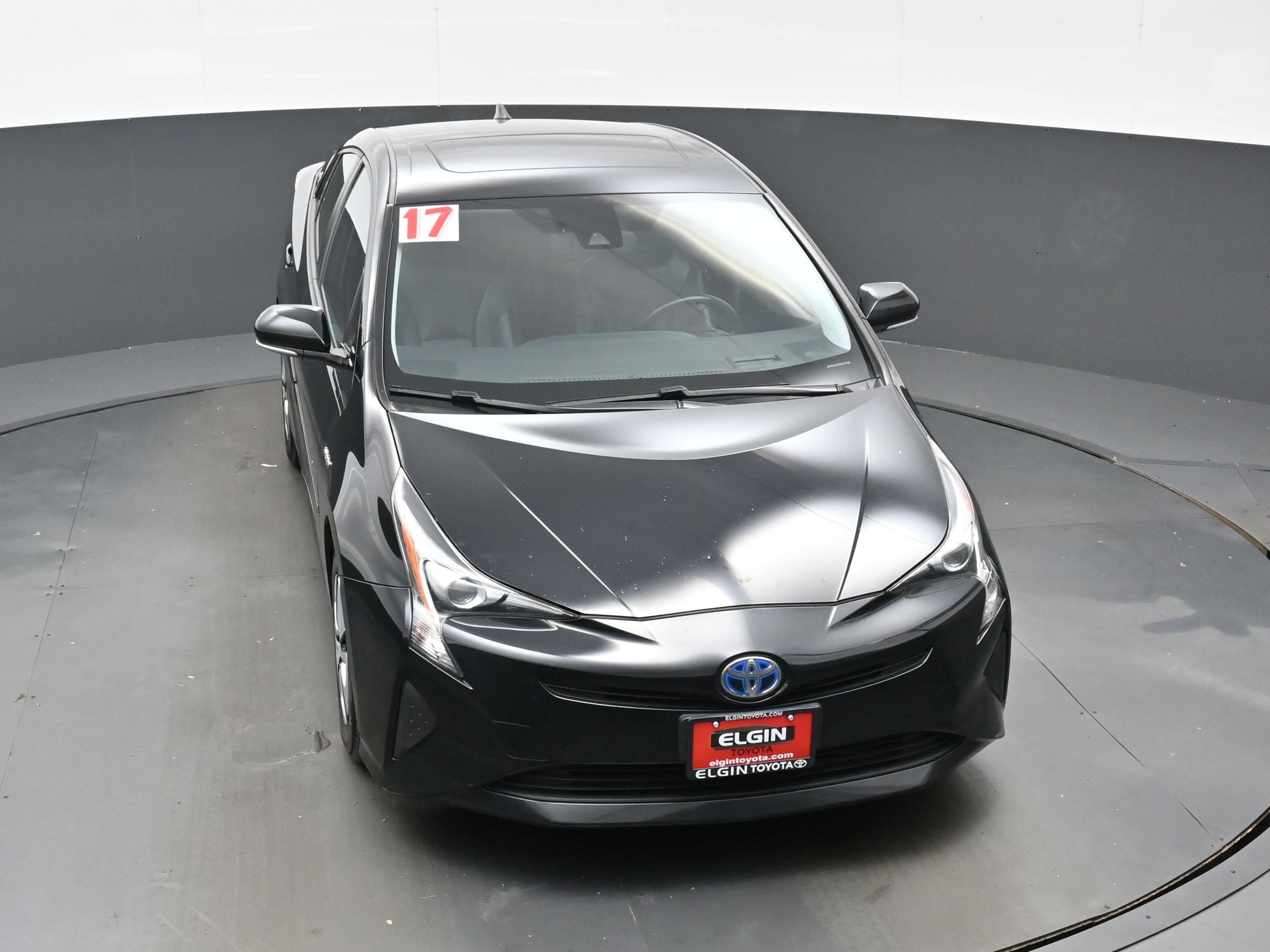 Used 2017 Toyota Prius Four w/ Advanced Technology Package FWD image 38