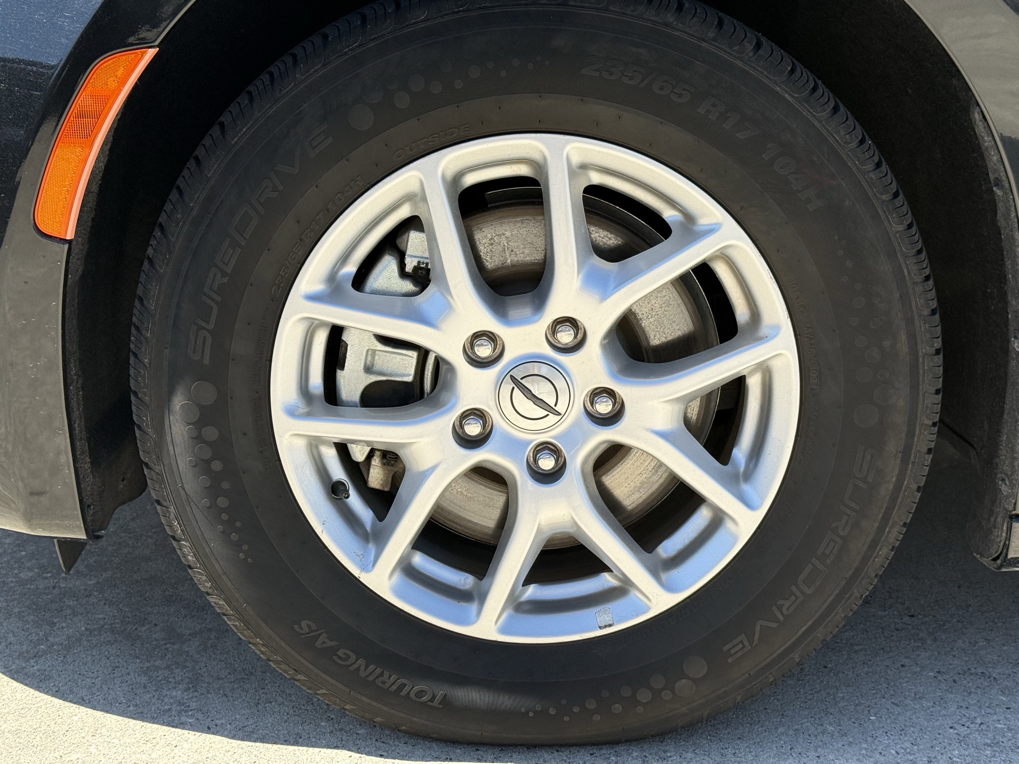 Used 2022 Chrysler Voyager LX image 12