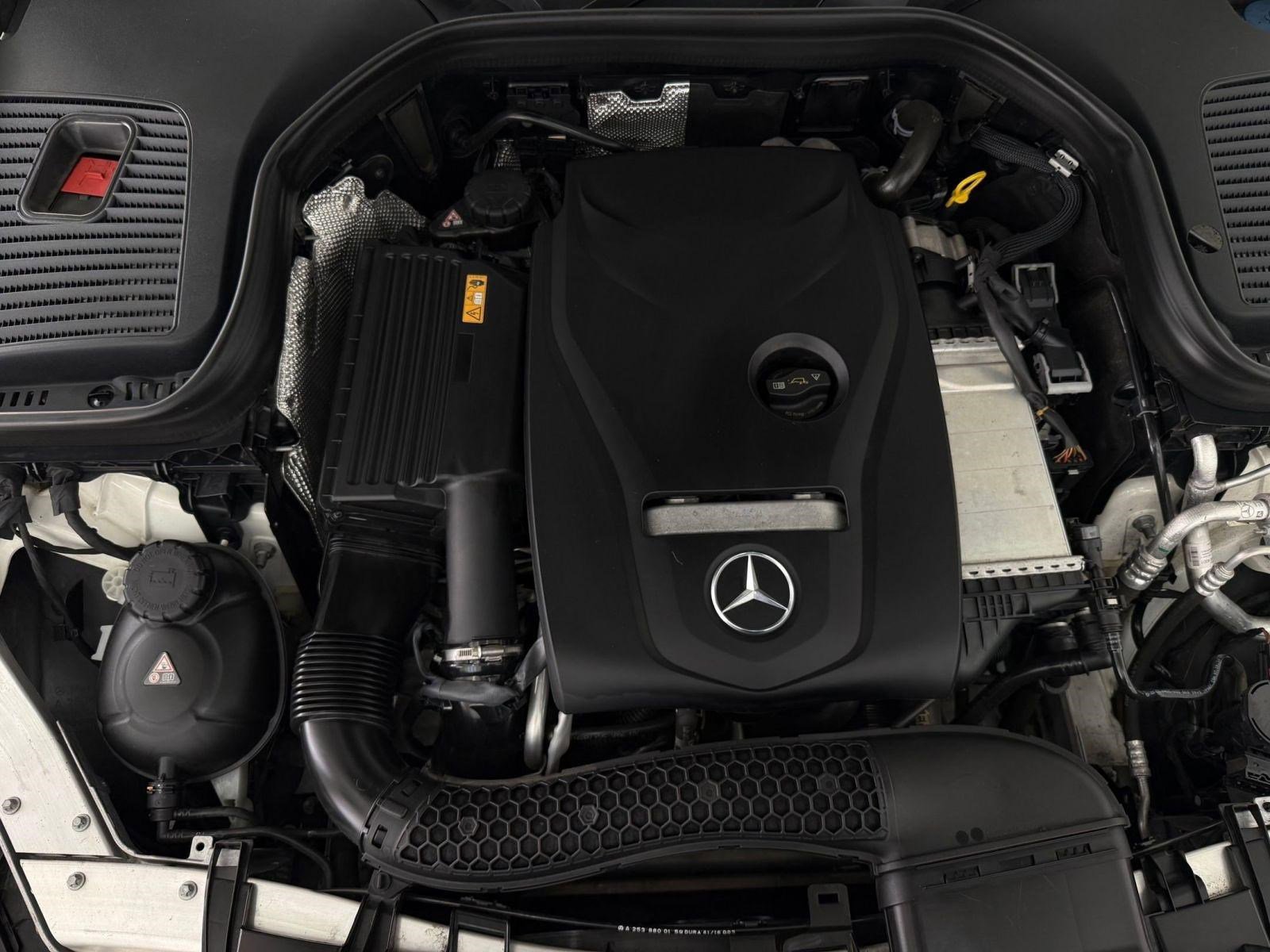 Certified 2017 Mercedes-Benz GLC 300 image 32