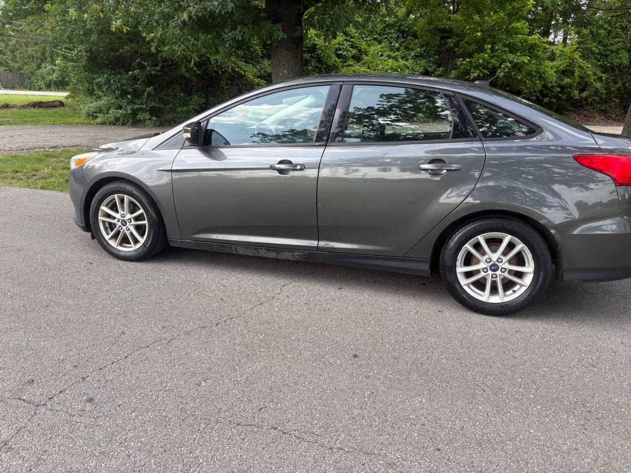 Used 2015 Ford Focus SE FWD image 4