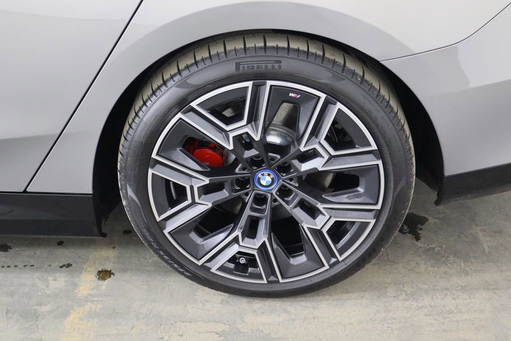 Used 2024 BMW i5 eDrive40i w/ M Sport Package image 45