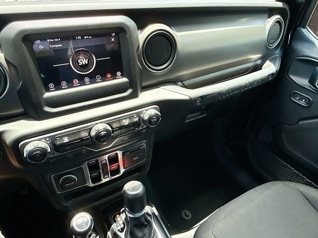 Certified 2023 Jeep Wrangler Unlimited AWD/4WD image 24