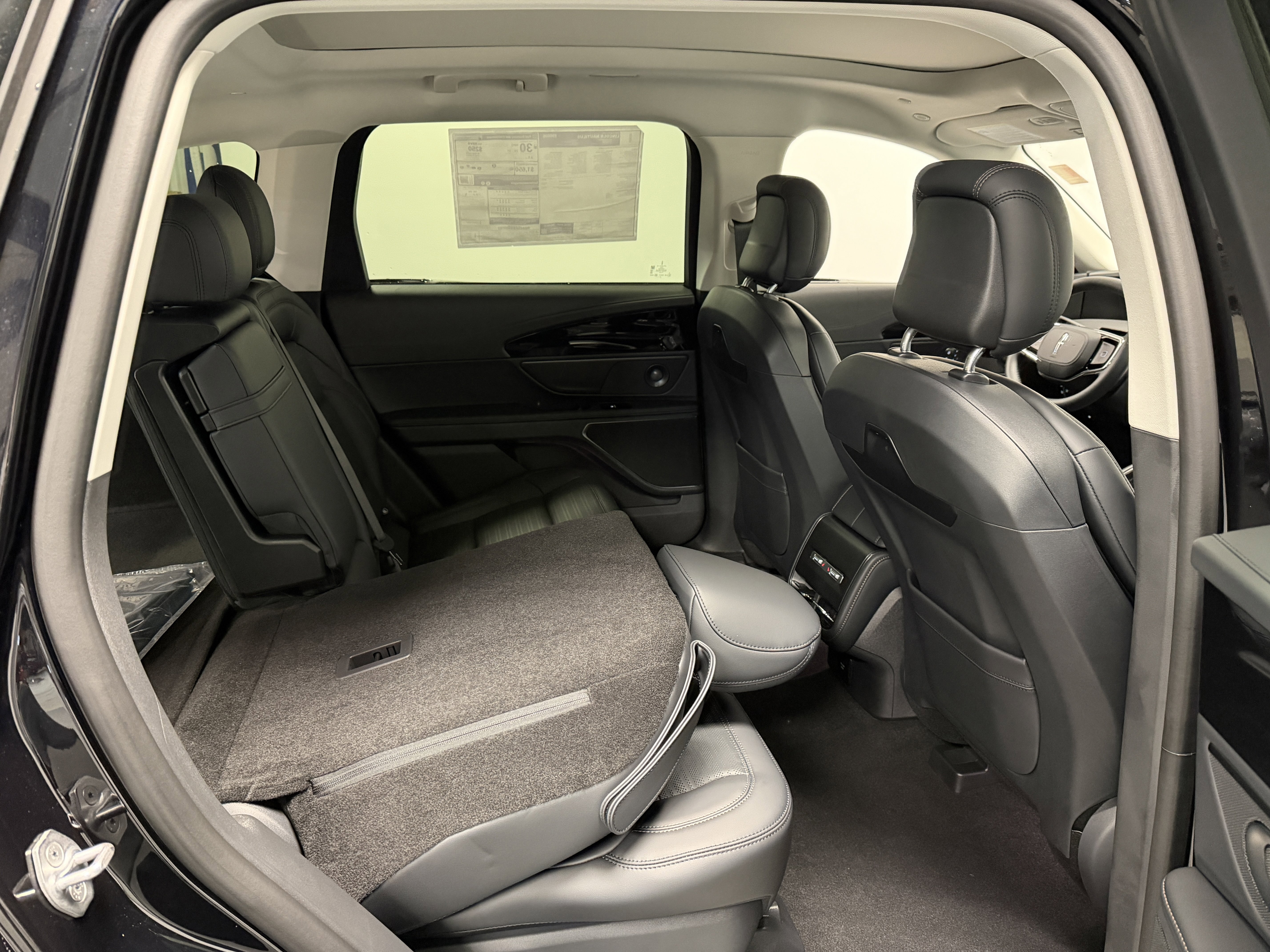 New 2026 Lincoln Nautilus Reserve image 29