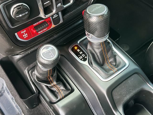Used 2023 Jeep Gladiator Mojave w/ Cold Weather Group AWD/4WD image 17