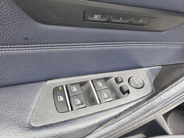 Used 2017 BMW 530i xDrive image 8