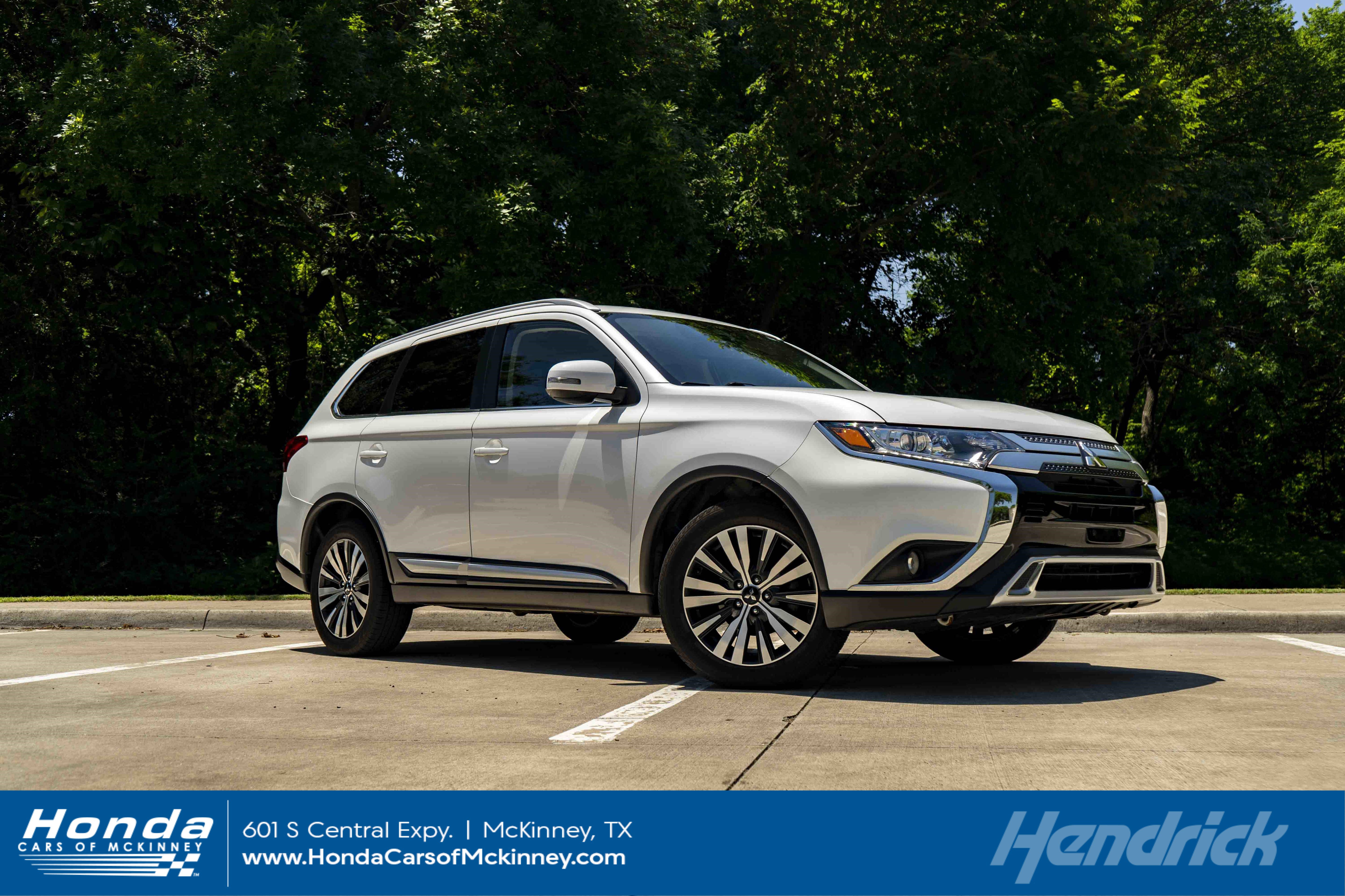 Used 2020 Mitsubishi Outlander SEL FWD image 1