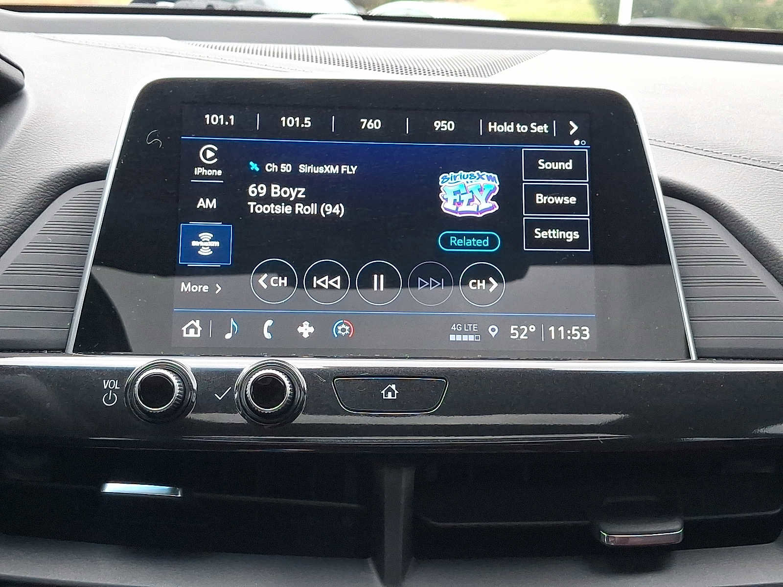 Used 2023 Cadillac CT4 Sport w/ Technology Package image 17