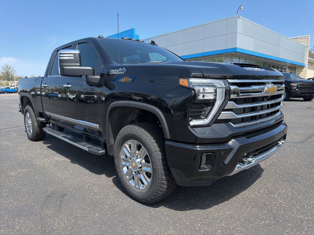New 2026 Chevrolet Silverado 2500 High Country w/ Technology Package AWD/4WD image 2