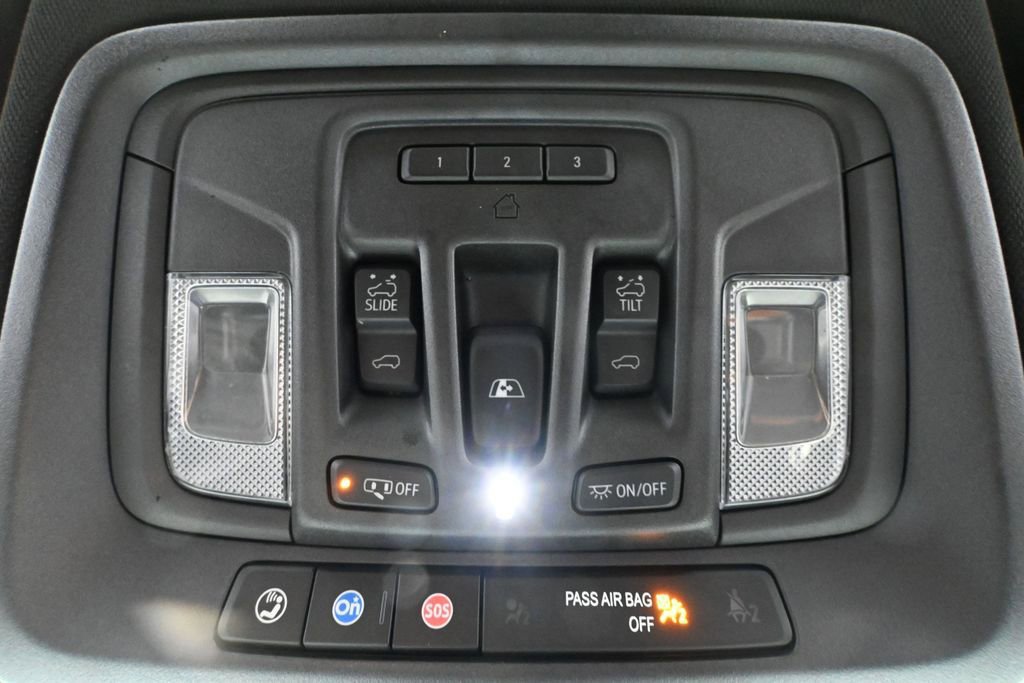 Used 2022 GMC Sierra 3500 AT4 w/ AT4 Premium Plus Package AWD/4WD image 43