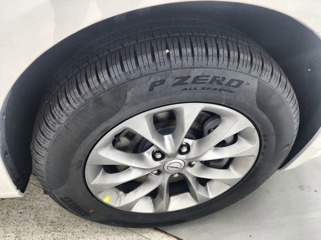 New 2026 Chrysler Pacifica Limited AWD/4WD image 28