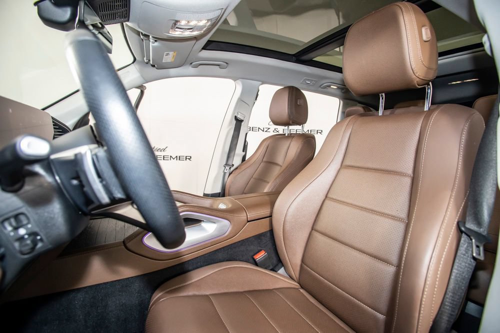 Used 2024 Mercedes-Benz GLS 450 4MATIC image 14