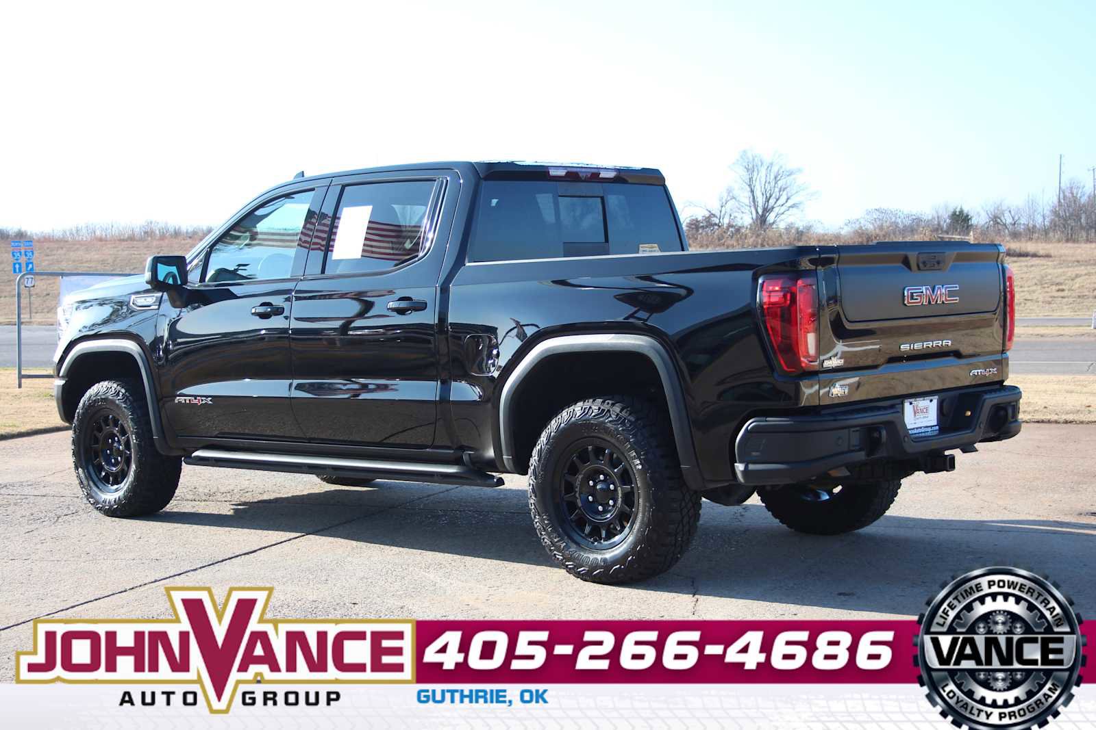 Used 2024 GMC Sierra 1500 AT4X w/ AT4X AEV Edition image 8