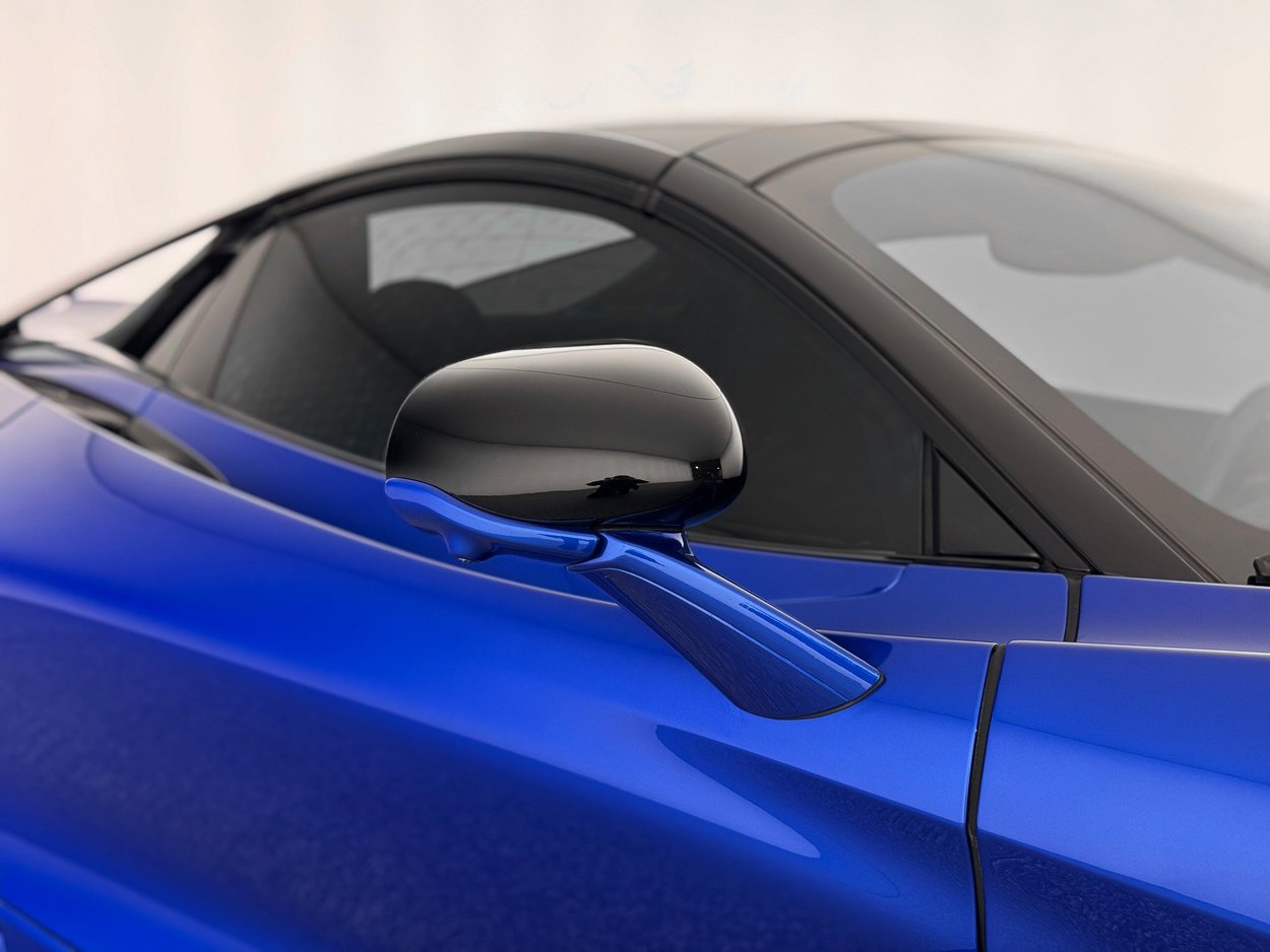 Used 2024 McLaren 750S Spider image 38