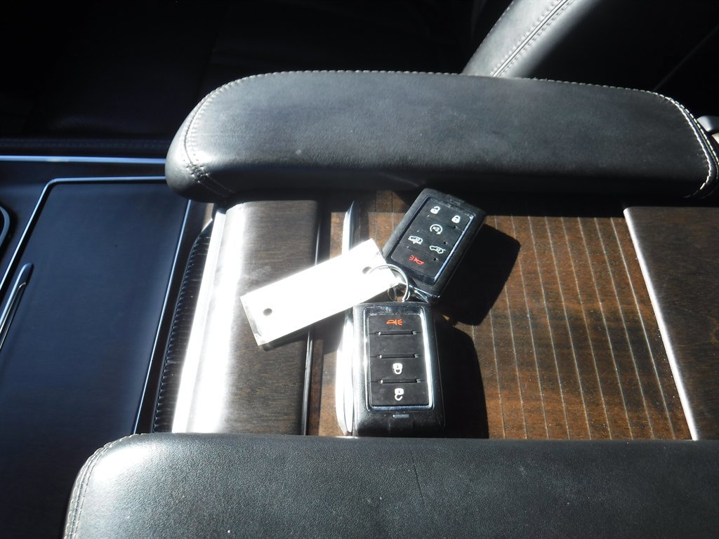 Used 2023 Jeep Grand Wagoneer L Series II image 24