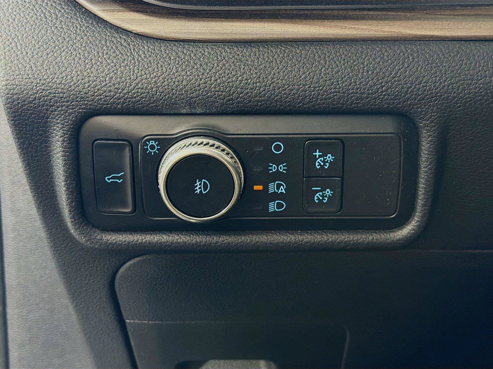 Used 2020 Ford Explorer Limited AWD/4WD image 17
