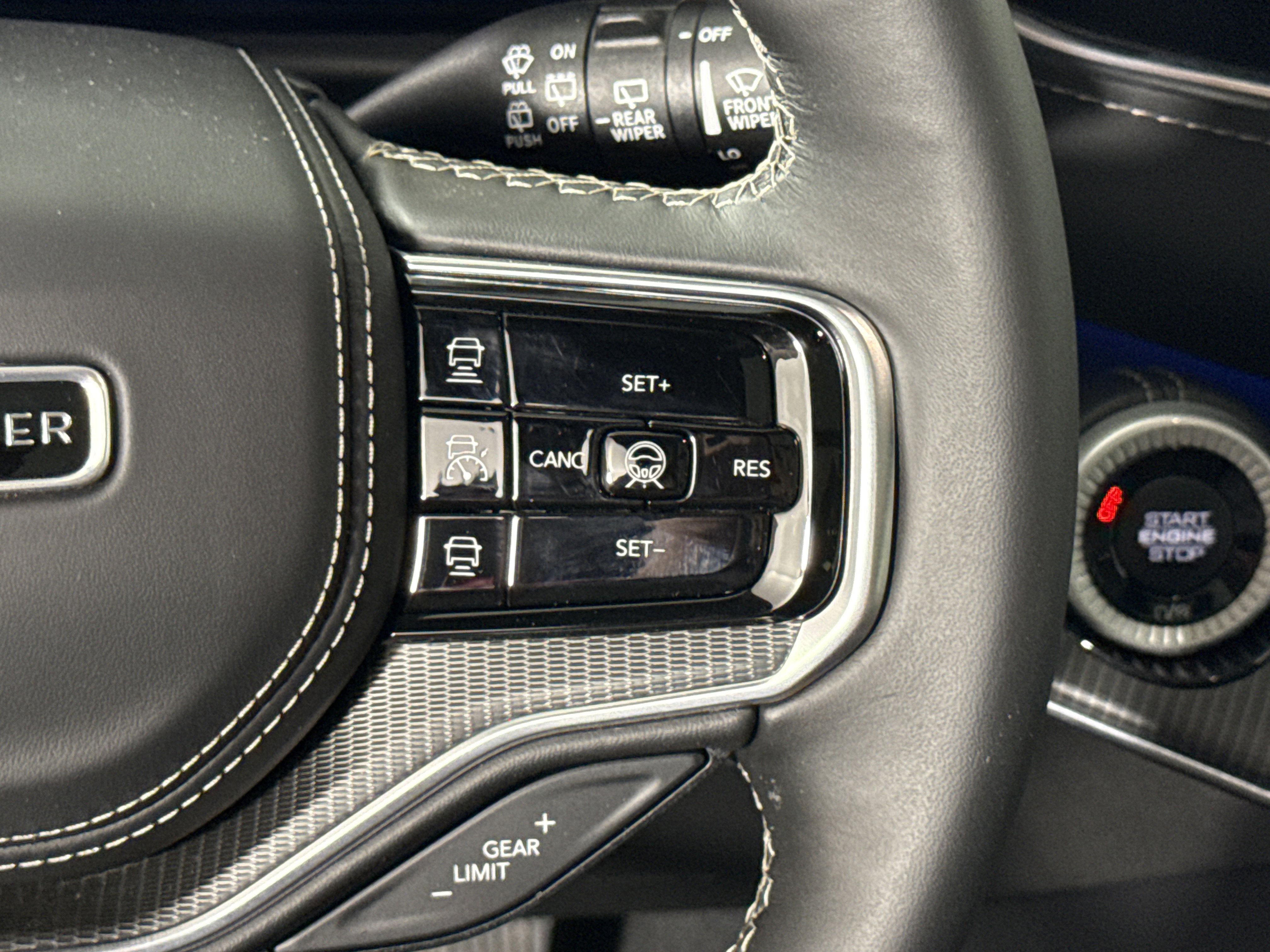 New 2026 Jeep Grand Wagoneer L Summit image 15