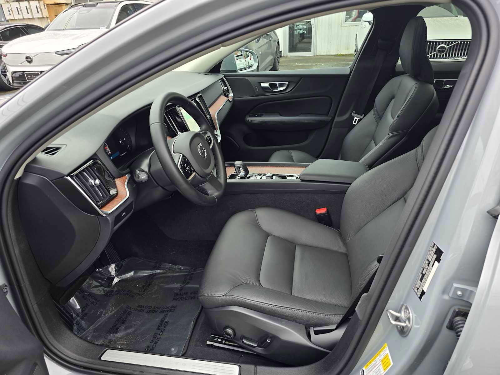 Certified 2025 Volvo V60 B5 Cross Country Plus image 20