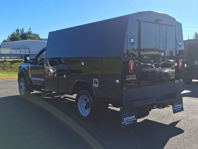 New 2024 Ford F450 XL w/ XL Chrome Package RWD image 6