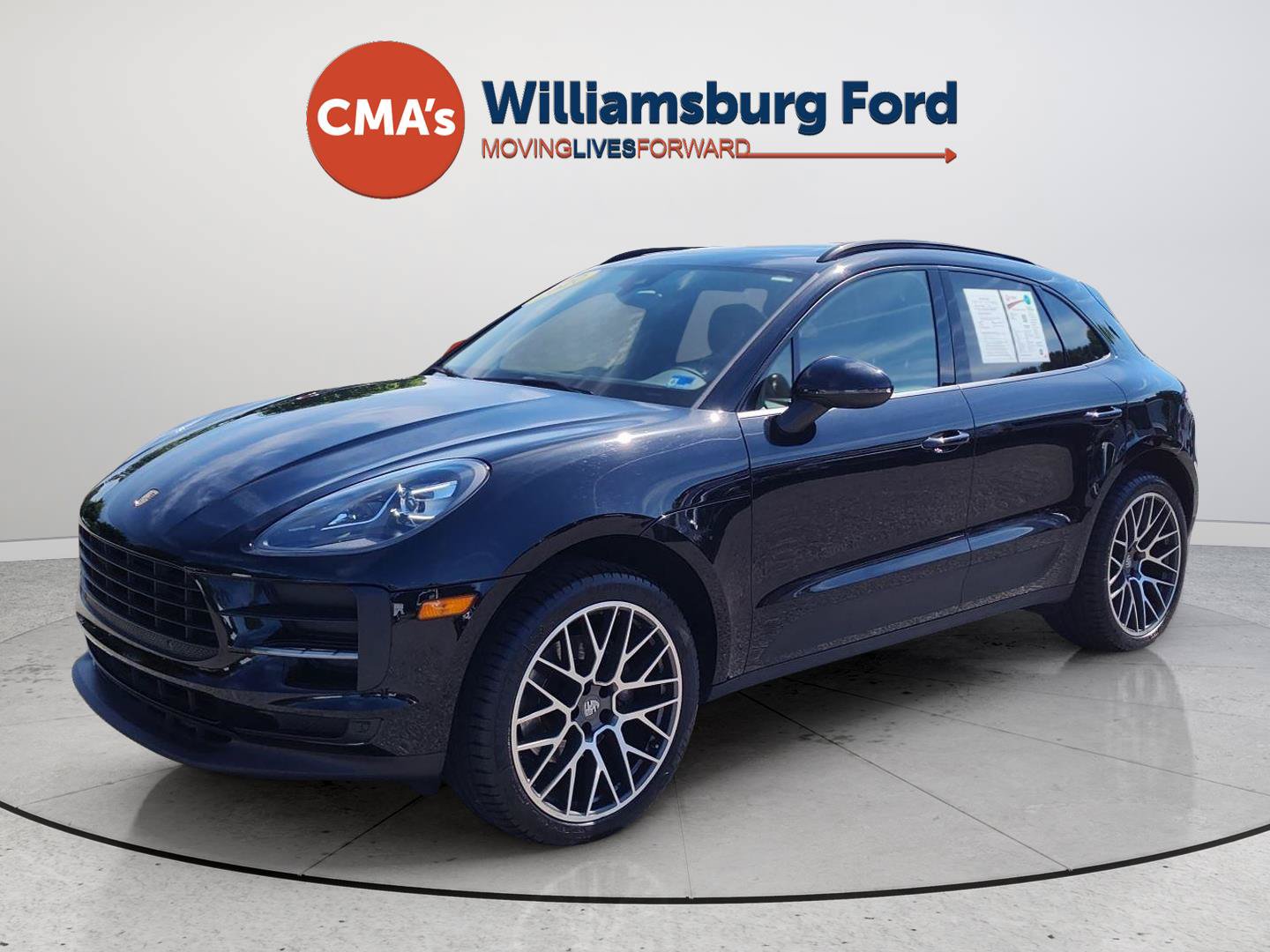 Used 2020 Porsche Macan AWD/4WD image 1