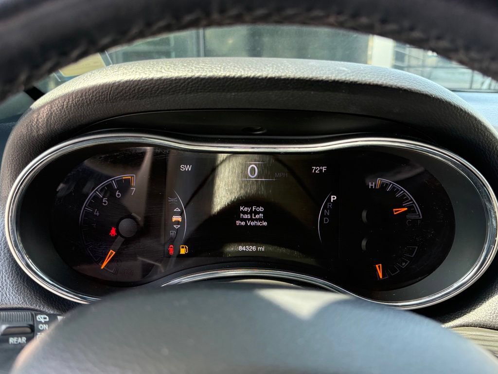 Used 2020 Jeep Grand Cherokee Laredo RWD image 23