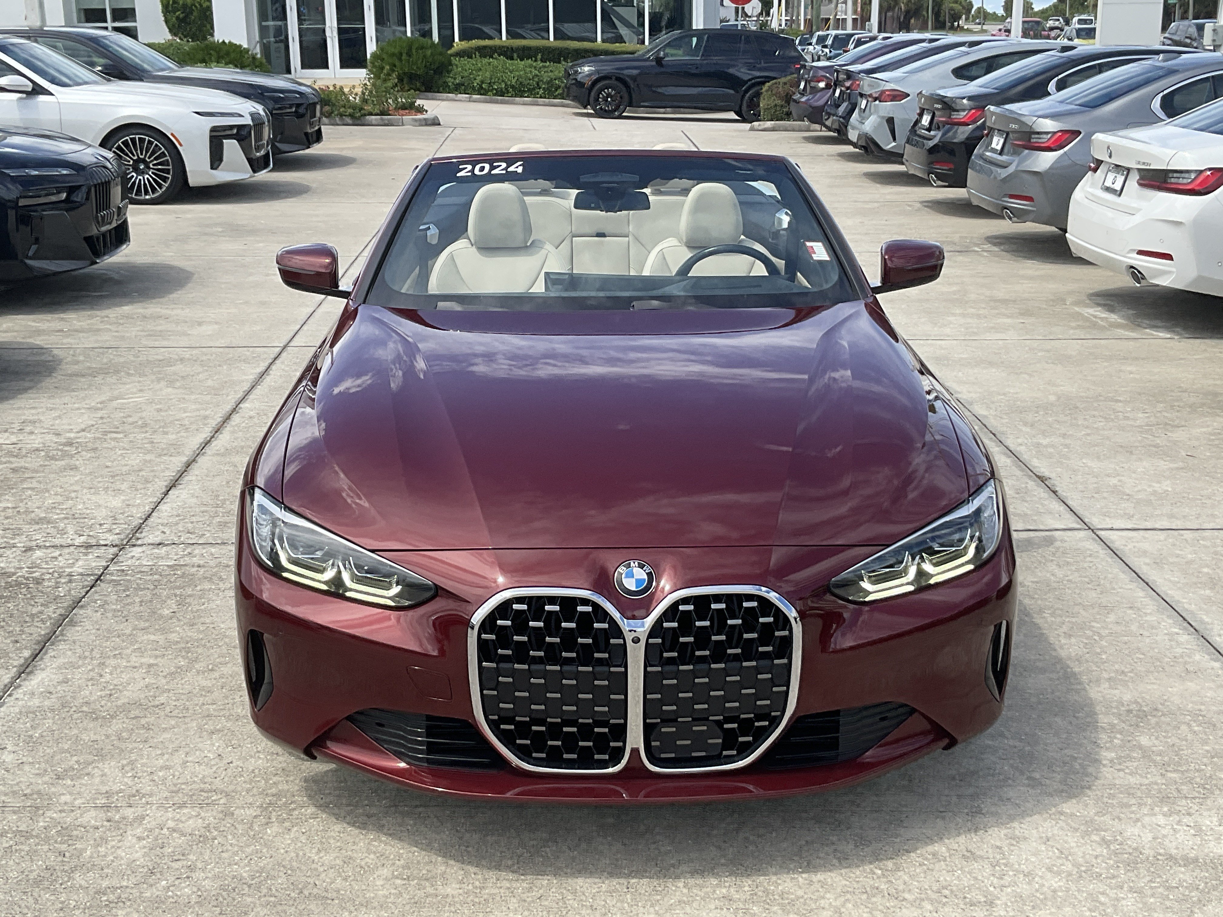 Certified 2024 BMW 430i Convertible w/ Premium Package RWD image 8