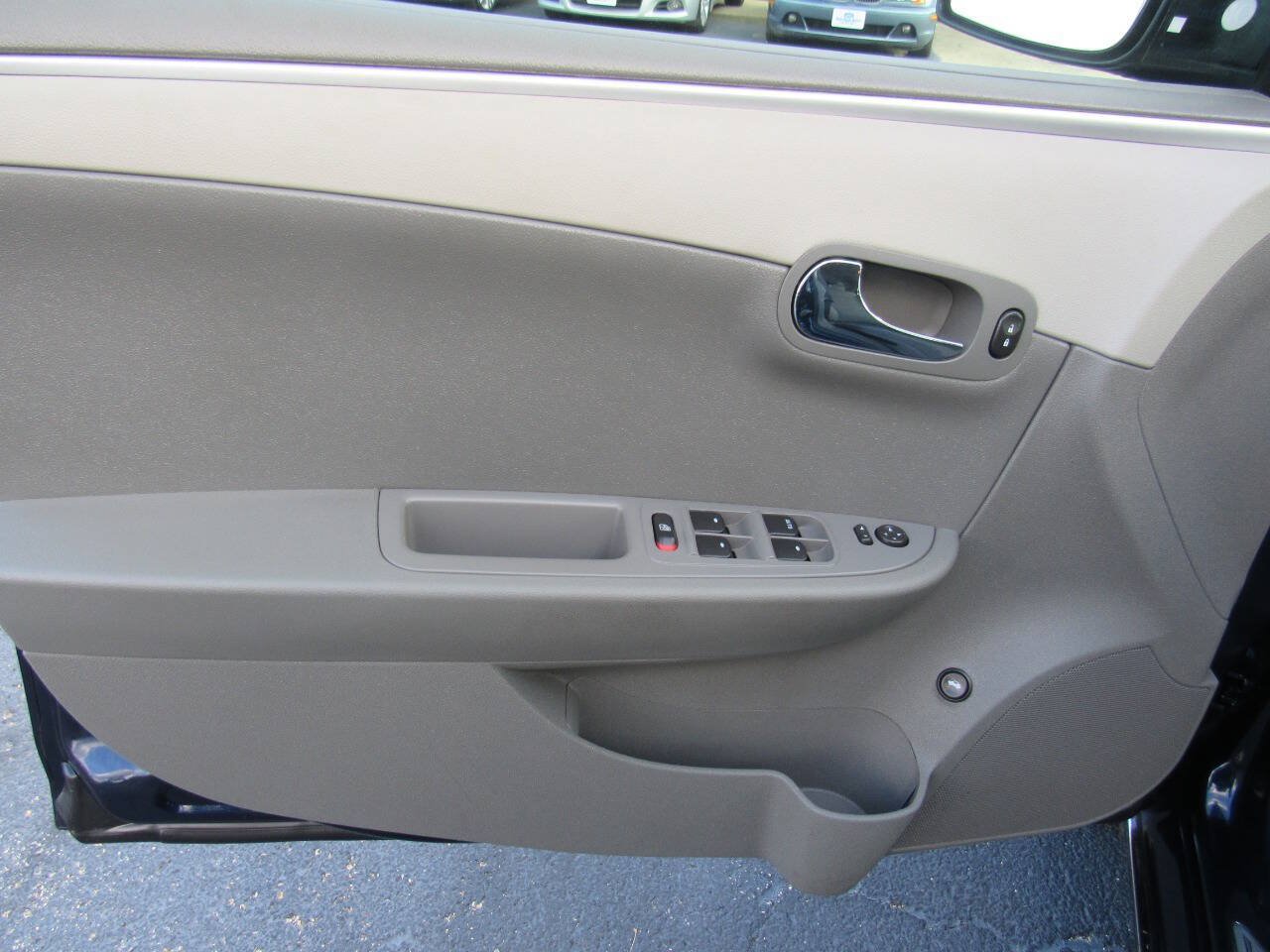Used 2010 Chevrolet Malibu LT FWD image 20