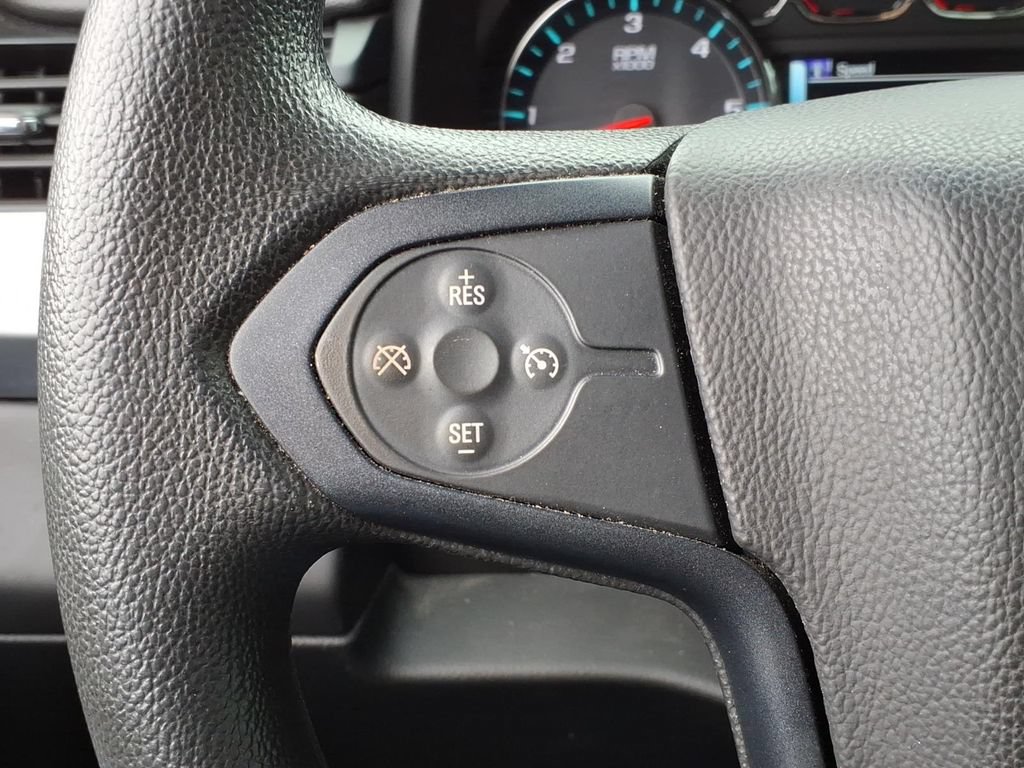 Used 2020 Chevrolet Tahoe 2WD w/ Remote Keyless Entry Package image 31