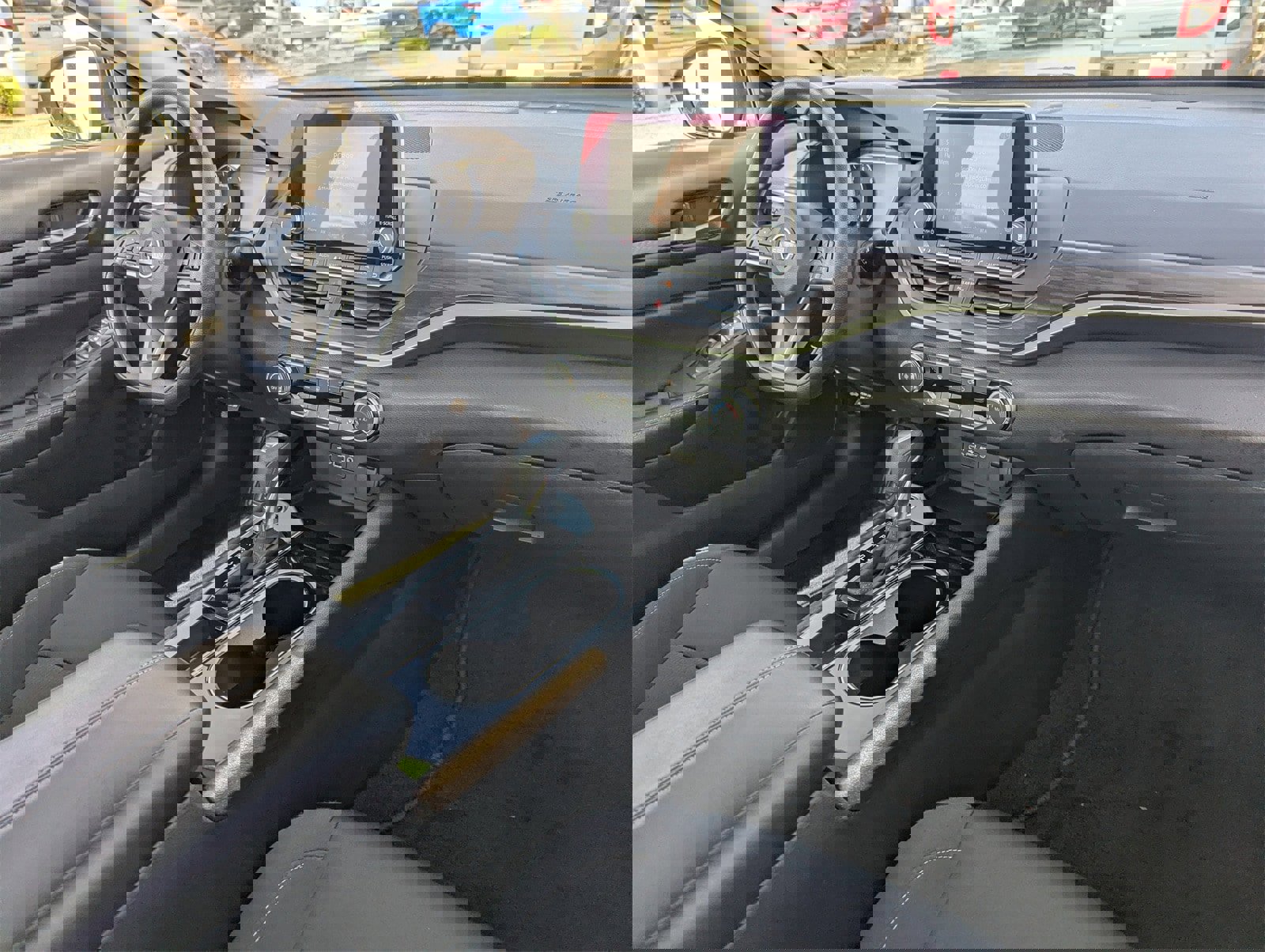 Used 2024 Nissan Altima 2.5 SV image 12