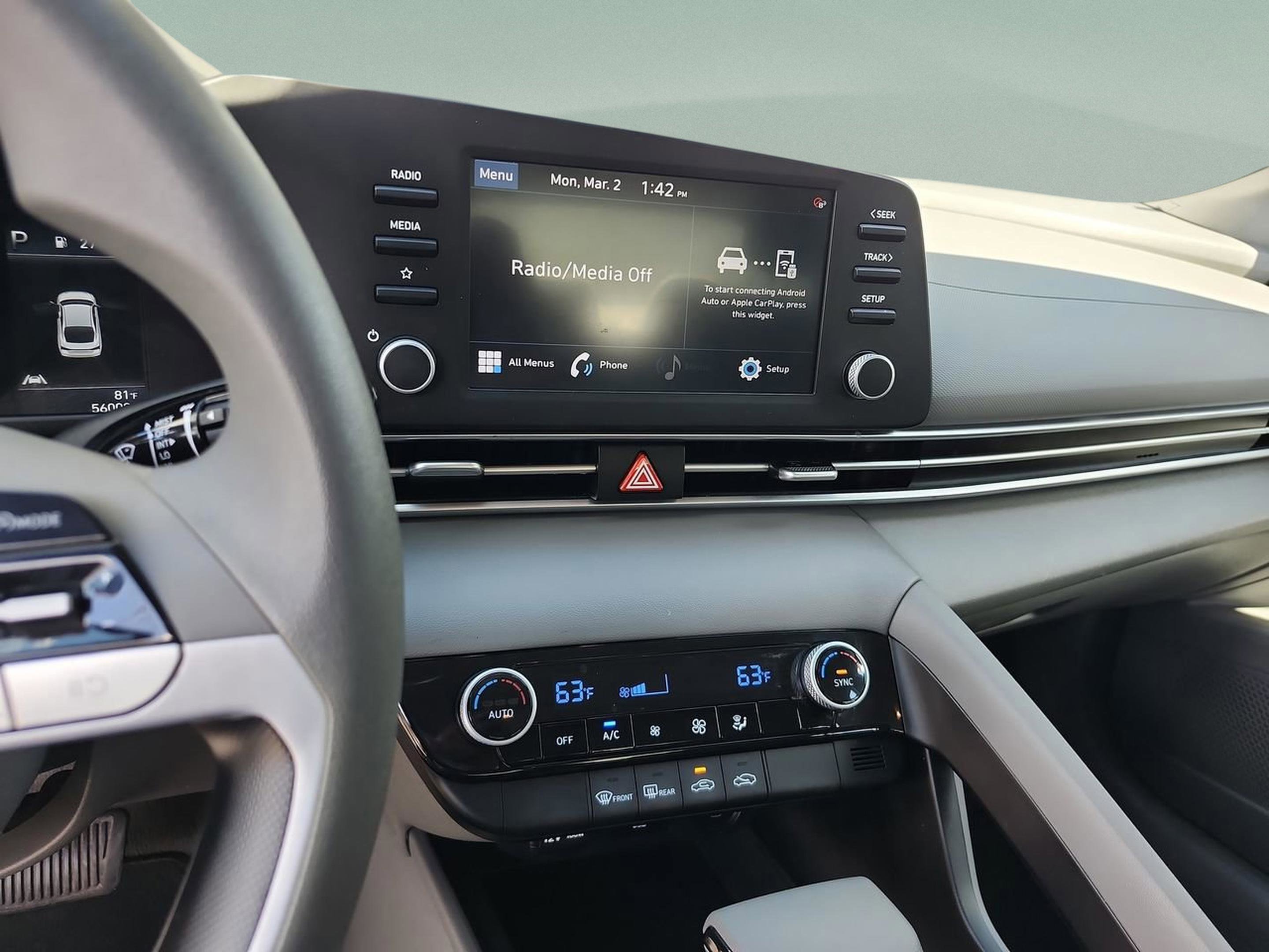 Certified 2023 Hyundai Elantra SEL image 11