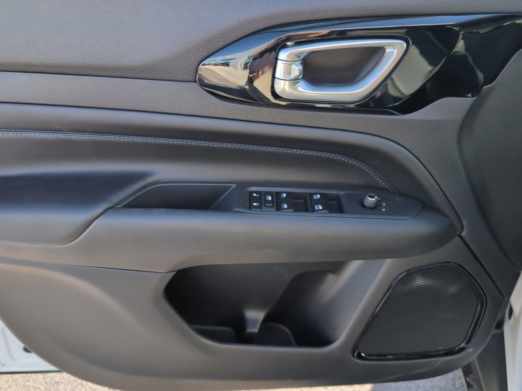 New 2026 Jeep Compass Limited image 11