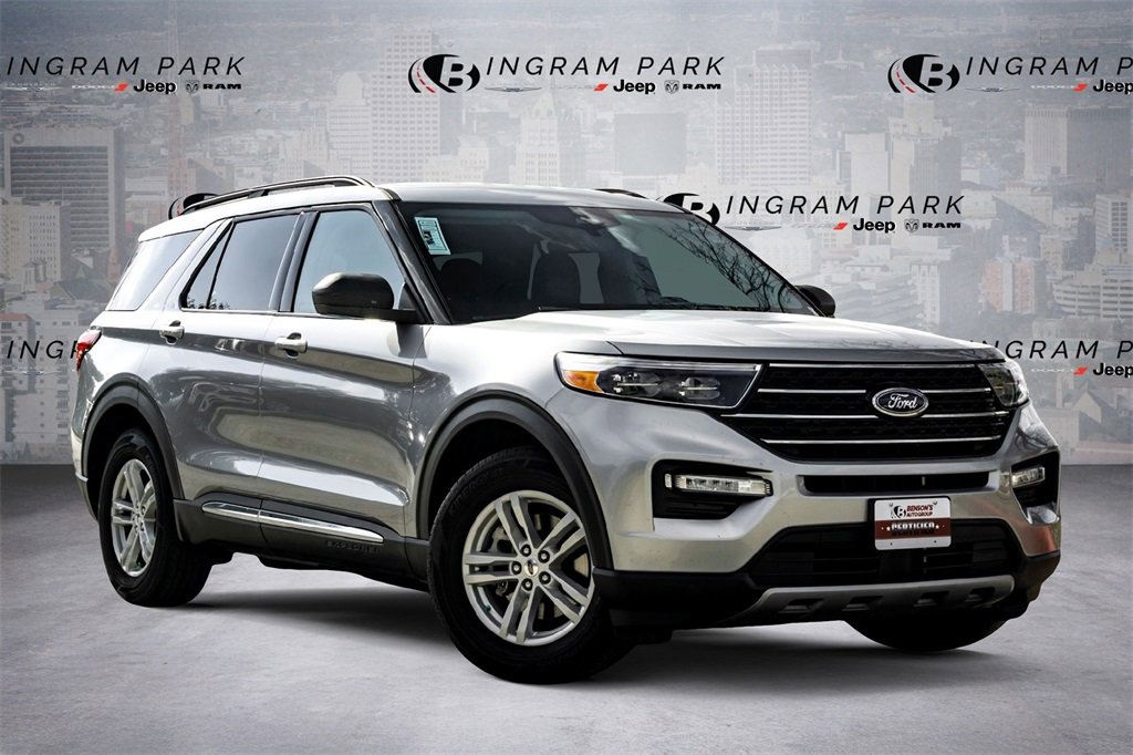 Used 2024 Ford Explorer XLT w/ Equipment Group 202A video 1