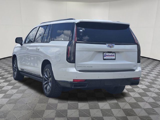 Used 2024 Cadillac Escalade ESV Sport Platinum AWD/4WD image 8