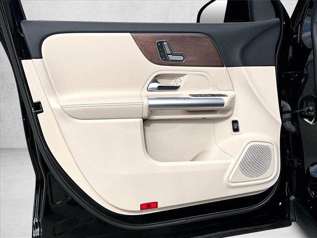 Used 2023 Mercedes-Benz GLA 250 4MATIC image 18