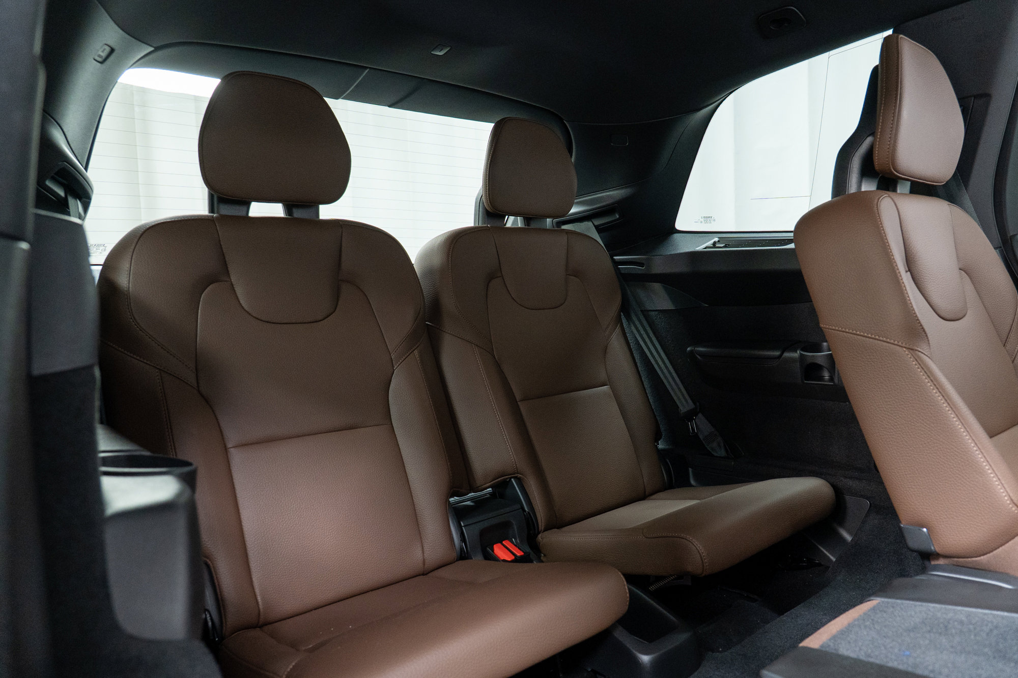 Certified 2024 Volvo XC90 B6 Plus w/ Protection Package Premier image 25