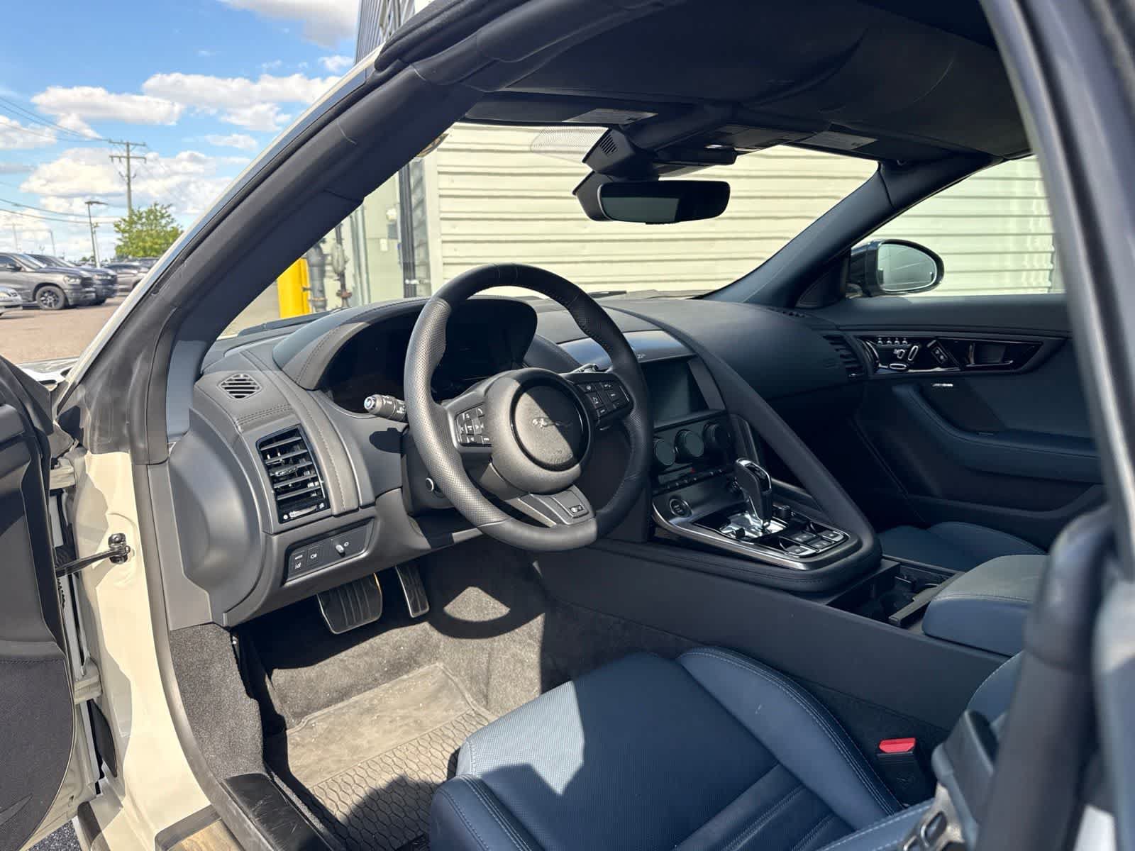Used 2024 Jaguar F-TYPE R AWD/4WD image 10