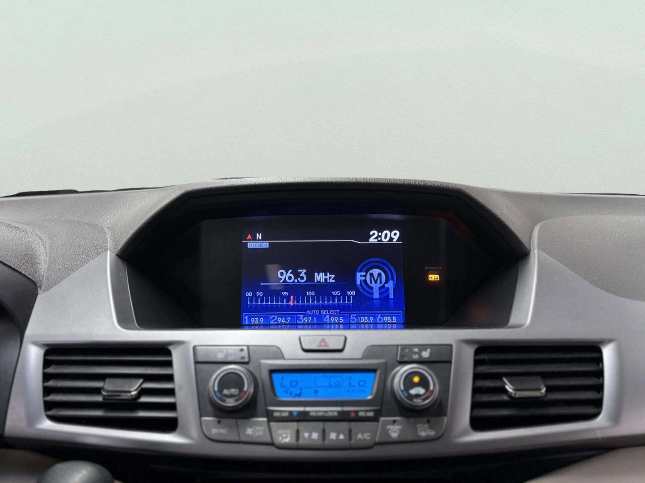 Used 2012 Honda Odyssey EX-L image 25