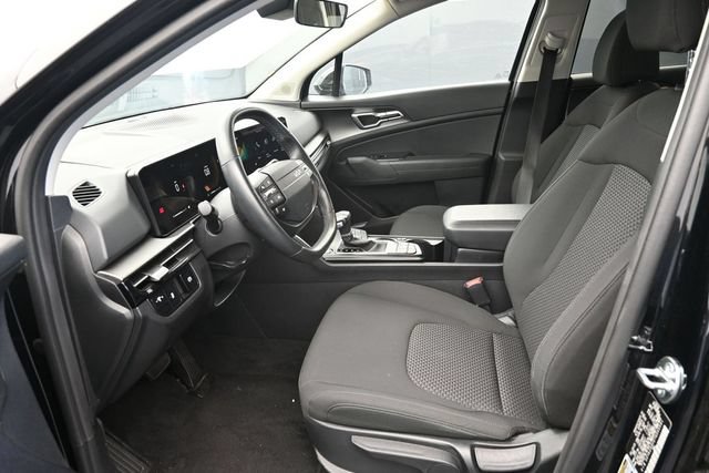 Used 2026 Kia Sportage LX FWD image 13