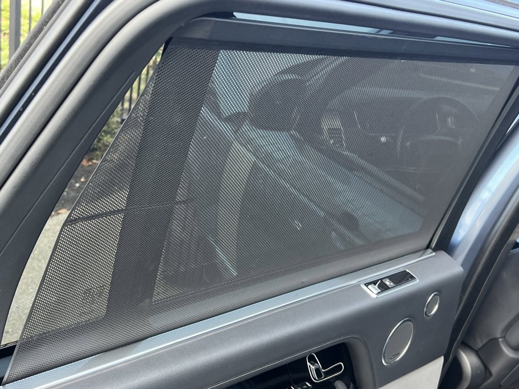 Used 2019 Land Rover Range Rover Long Wheelbase Supercharged image 32