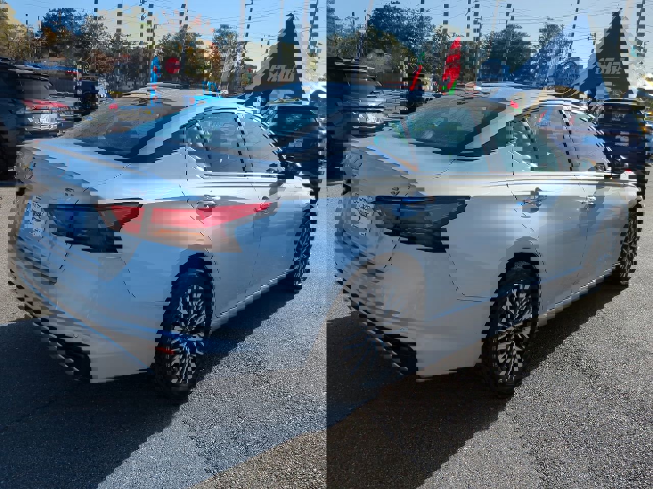 Used 2023 Nissan Altima 2.5 SV image 4