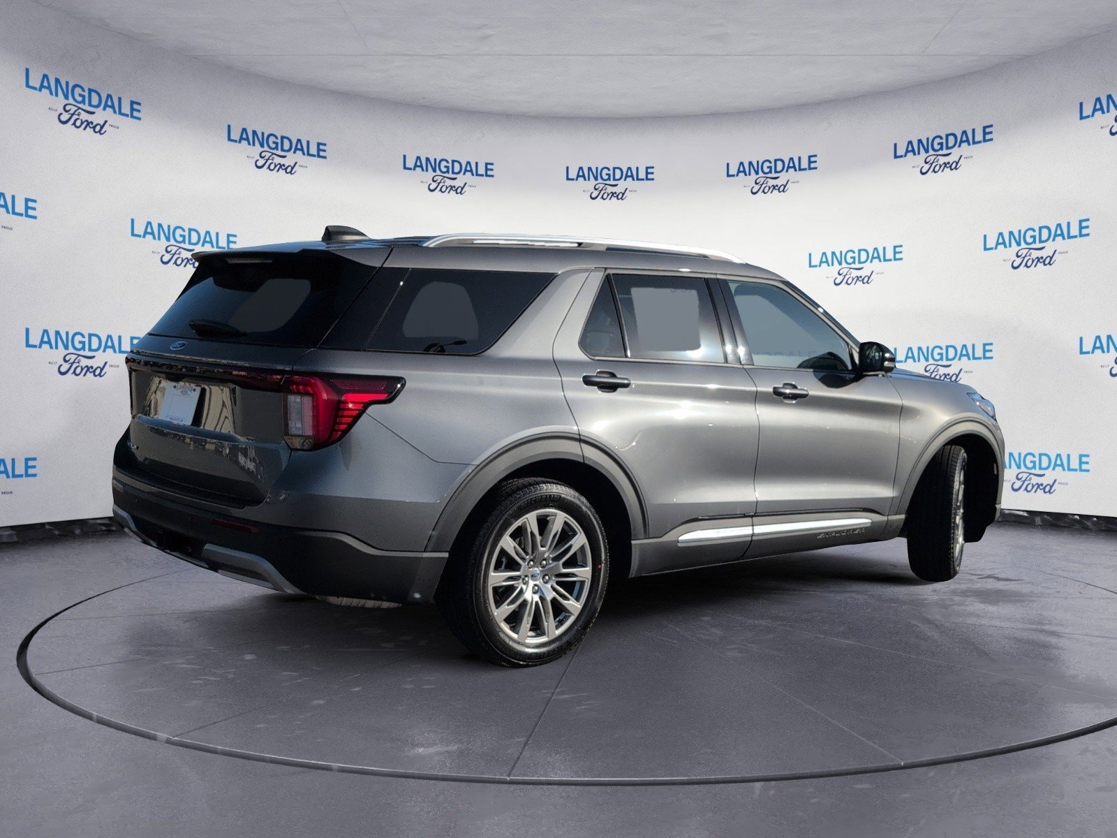 New 2026 Ford Explorer Platinum image 4