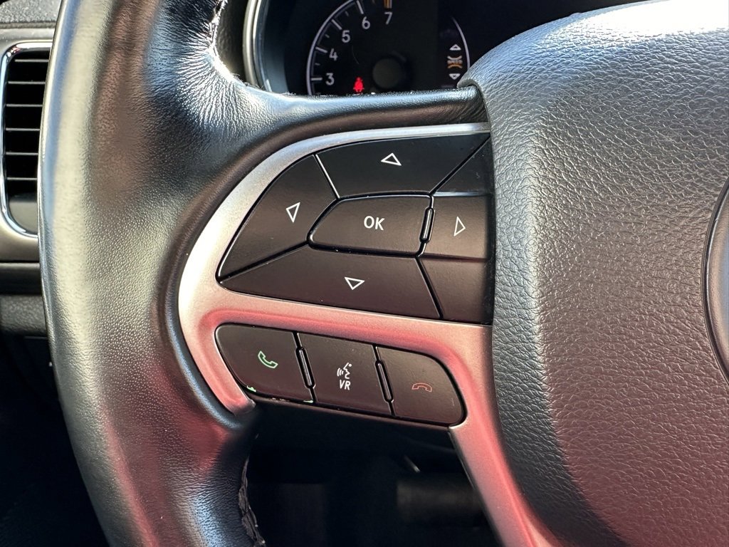 Used 2022 Jeep Grand Cherokee Laredo X image 24