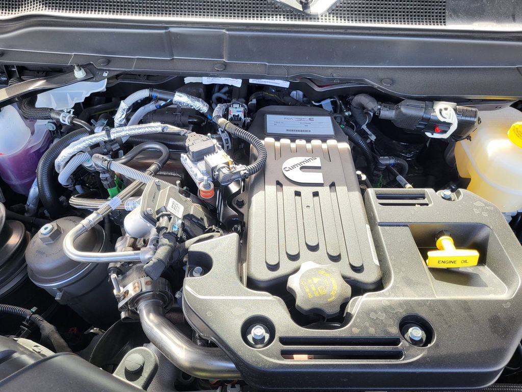 New 2026 RAM 2500 Laramie w/ Night Edition AWD/4WD image 33