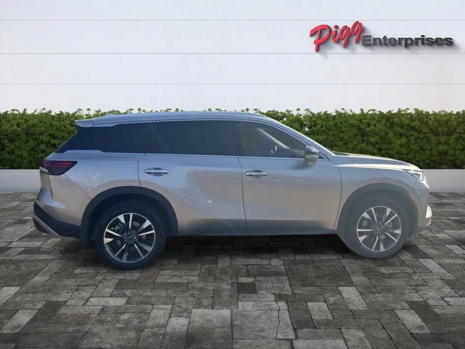 Used 2023 INFINITI QX60 Luxe w/ Cargo Package AWD/4WD image 6