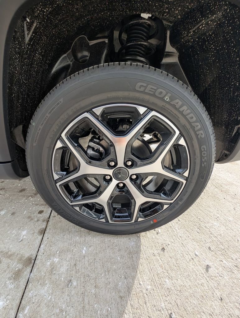 New 2026 Jeep Compass Limited image 38