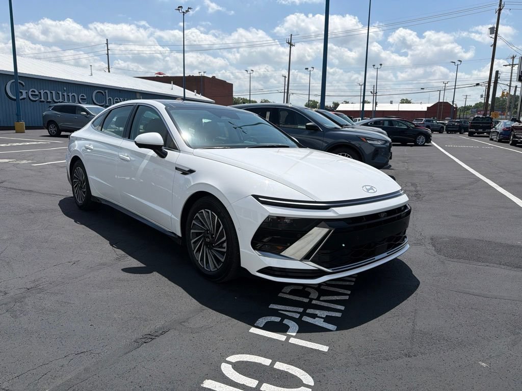 New 2026 Hyundai Sonata Limited FWD image 1