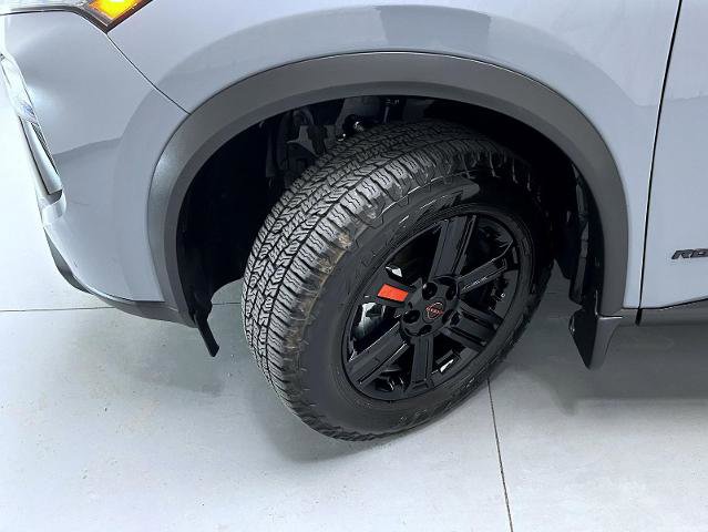 Certified 2025 Nissan Rogue SV image 23