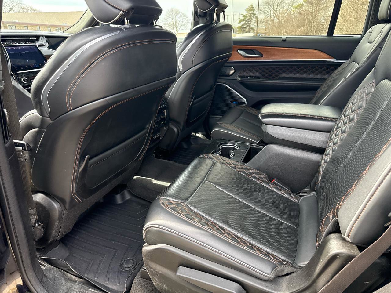 Used 2022 Jeep Grand Cherokee L Summit w/ Advanced Protech Group IV image 20