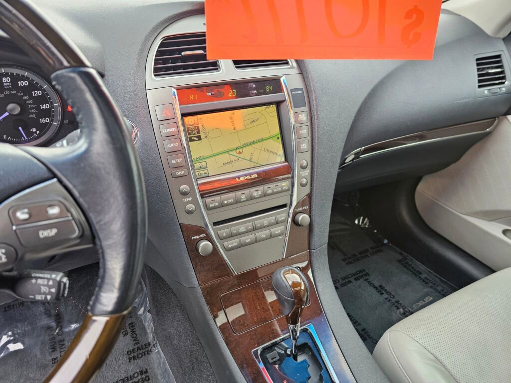 Used 2011 Lexus ES 350 image 29