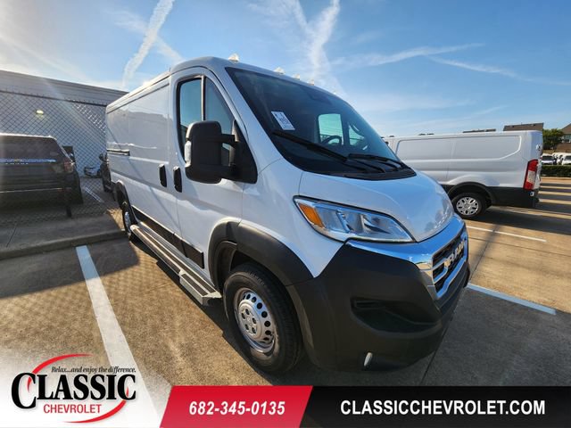 Used 2025 RAM ProMaster 2500 w/ U-Haul Equipment Group FWD 360° Tour