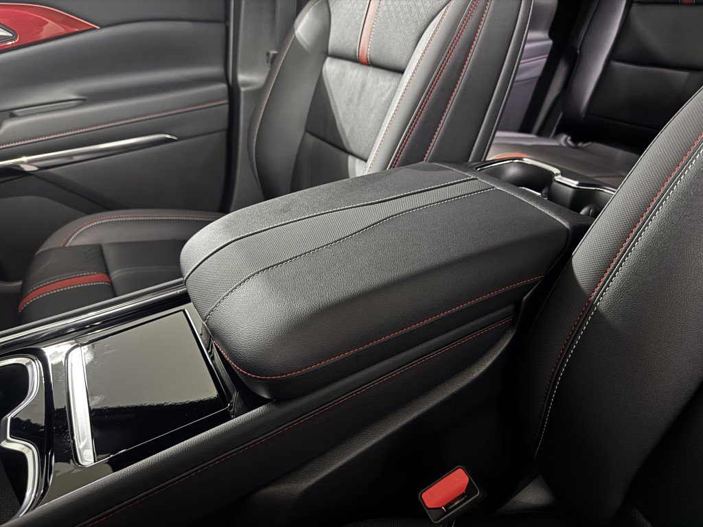 New 2026 Chevrolet Traverse RS image 21